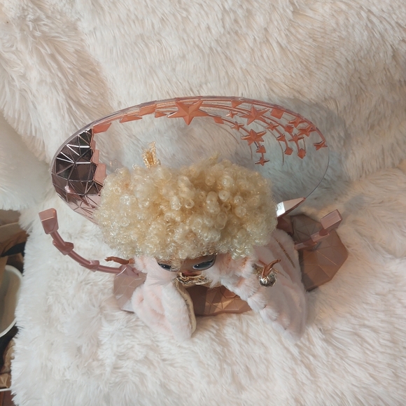 LOL Surprise OMG 2021 HTF DISCONTINUED Collector Edition NYE Queen Fashi… - Picture 5 of 16